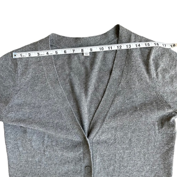 Isaac Mizrahi Live Women's Grey 100% Cashmere Button‎ Down Cardigan Size M - Picture 6 of 9